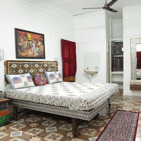 Prag View Heritage Homestay Bhuj Exterior foto